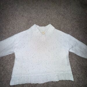 Jessica Simpson Speckled White V-Neck Sweater